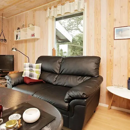 5 Person Holiday In Henne Holiday home *